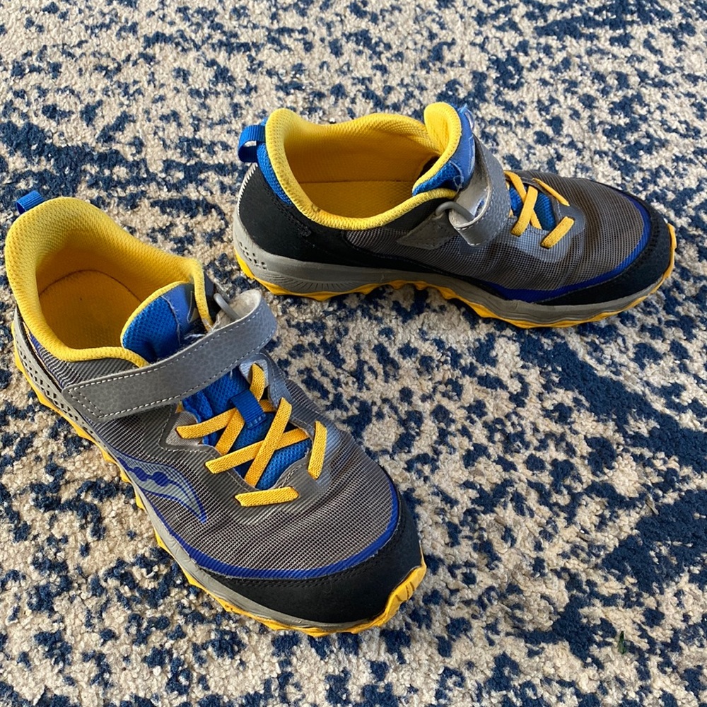 Saucony kids peregrine 1 sneakers youth 5